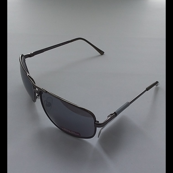 Men's Square Black Aviator Light Tinted Mirrored - Picture 4 of 6